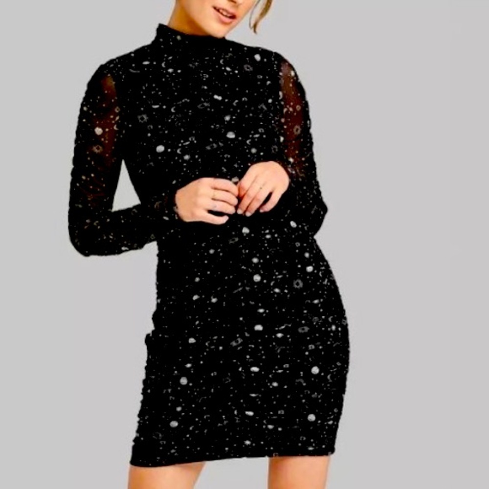 Wild Fable Black Star Ruched Body Con Dress Size Medium. Wore Once